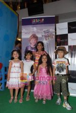 at Liliput kids fashion show in Oberoi mall on 16th May 2010 (23).JPG